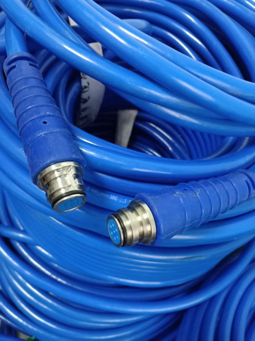 手柄控制電纜、電動(dòng)葫蘆電纜與自承式鋼索電纜 特點(diǎn)與應(yīng)用全解析